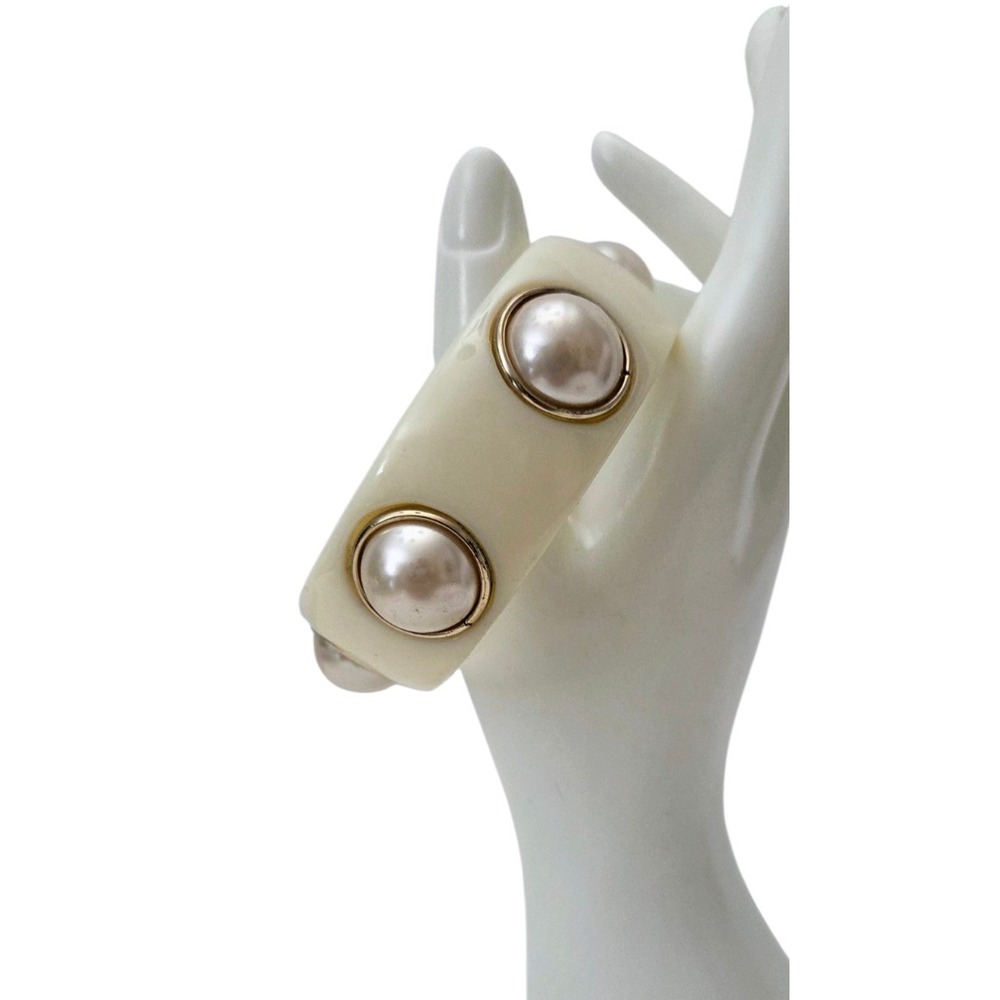 Vintage Wide Ivory Acrylic Bangle Bracelet Faux Pearls Brass Edge Boho Glam